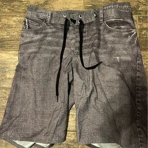 Men’s Volcom board shorts size 32